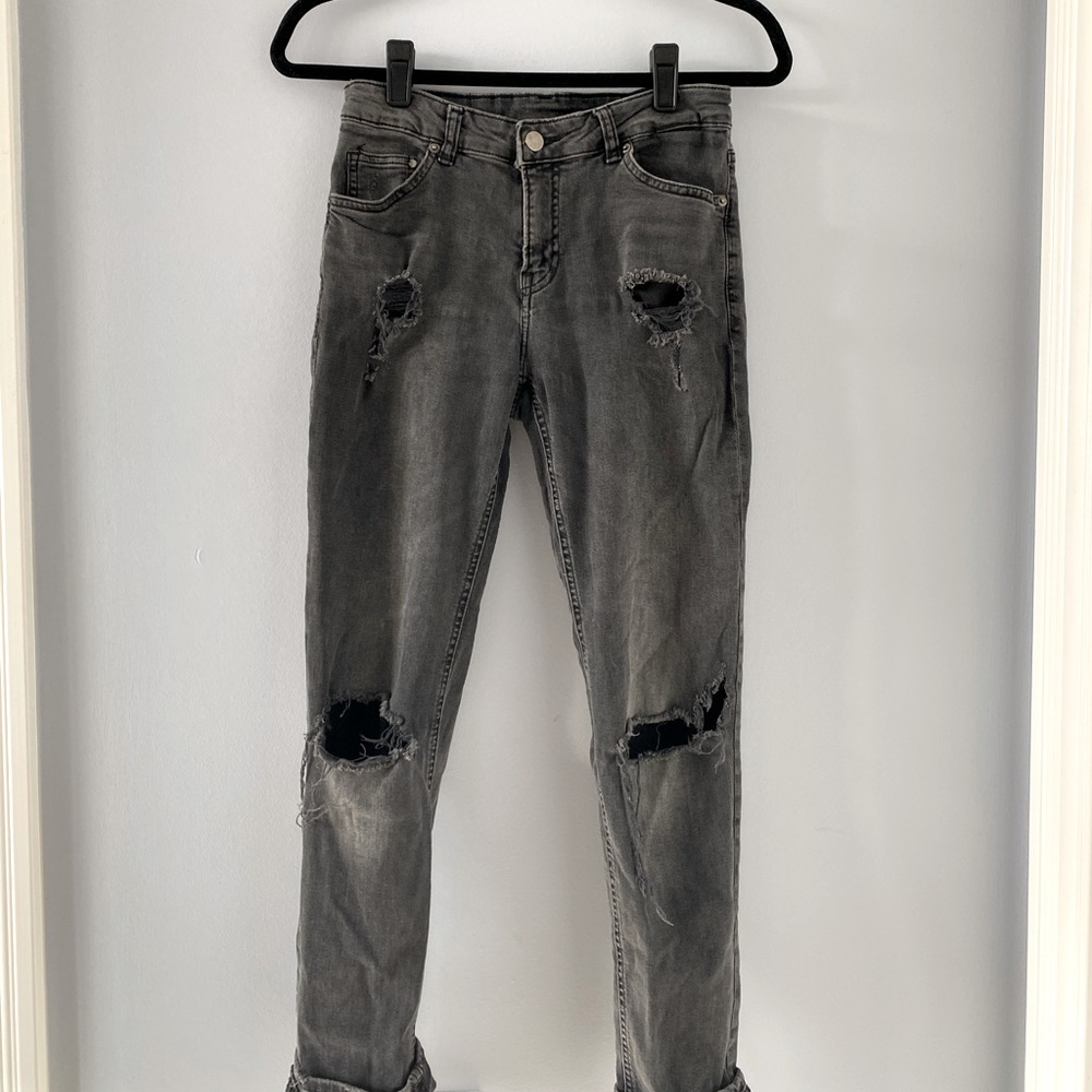 H&M Black Ripped Girlfriend Jeans